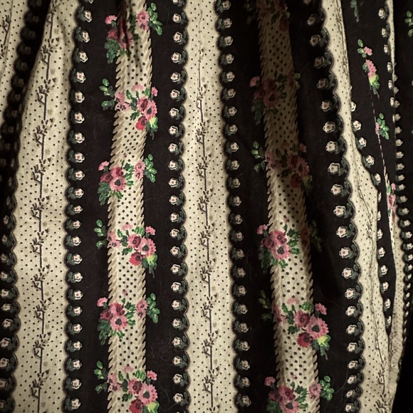 Floral Sundress with Ruffle Detail - Picture 5 of 7